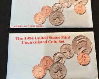 1994 United States Mint Uncirculated Coin Set P  D Complete Original Government Packaging