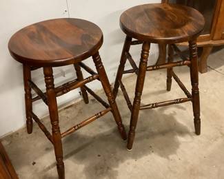 Nice sturdy counter height stools, pine