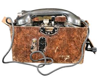 WWII 1939 German Wehrmacht Feldfernsprecher 33 FF33 Field Telephone  C. Lorenz AG Reissue