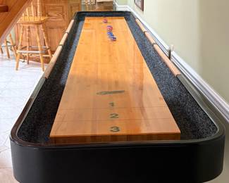 Dynamo Shuffle Board Table