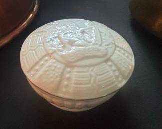 Belleek Collectors Society Trinket Box