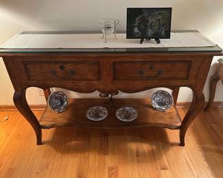 Sofa table 