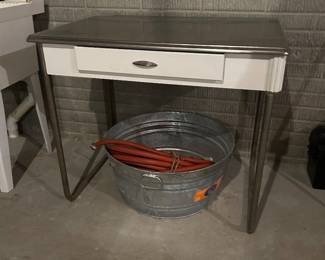 Vintage wash table