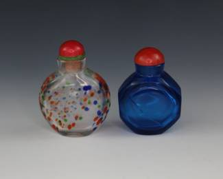 Faceted blue glass and sandwiched confetti glass Chinese snuff bottles