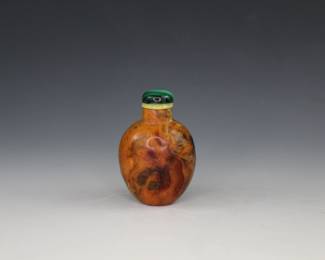 Root Amber Chinese Snuff bottle with Malachite stopper