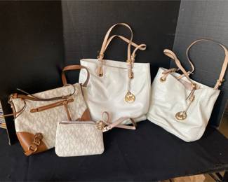 White Micheal Kors