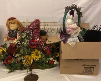 Mixed Holiday Mystery Lot