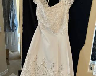 Oleg Cassini Beautiful Vintage Heavily Beaded Wedding Gown