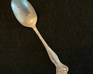 Sterling Silver Brooklyn Bridge New York Souvenir Spoon