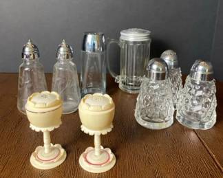 Vintage Salt  Pepper Shaker Lot