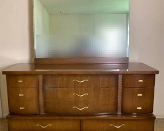 Vintage Mid Century Bassett Long 8 Drawer Dresser