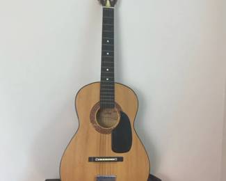 Vintage 1970s Viking Parlor Acoustic Guitar  Made in Taiwan  34 Size