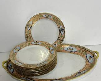 107 nipponhandpaintedplatesandservingt
