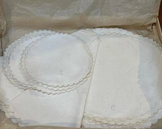 222 embroideredlinendoilieswithscalloped