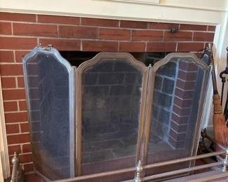 045 brassfireplacefenderandtrifoldscre
