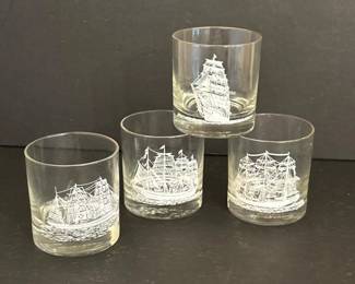 192 fourshipmotifoldfashionedglassesby