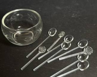 231 glassbowlwminiatureglassspoonssalt