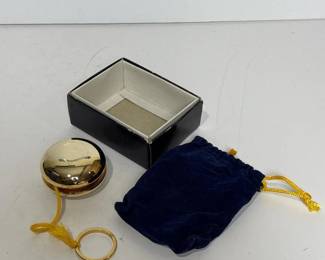 092 goldtoneyoyowithdrawstringpouch