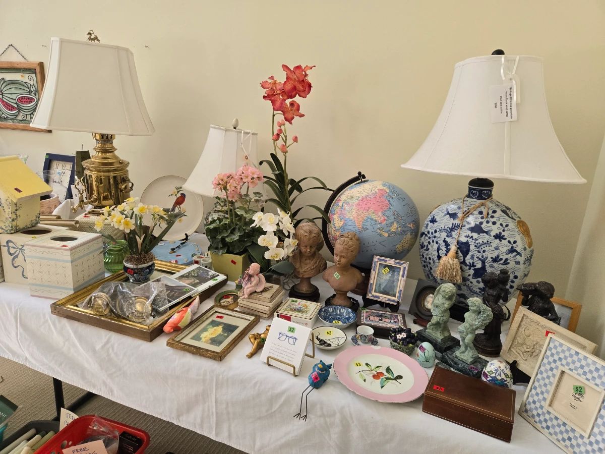 Home decor and porcelain lamps
