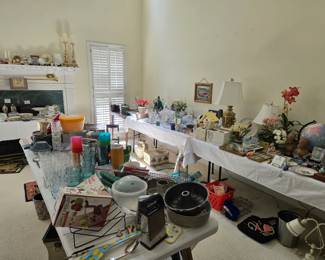 Kitchen and decorations items