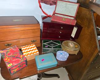 Jewelry boxes, misc boxes