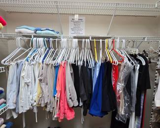 Ladies pants, size small