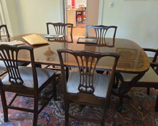 Dining set with 8 chairs,  2 leaves