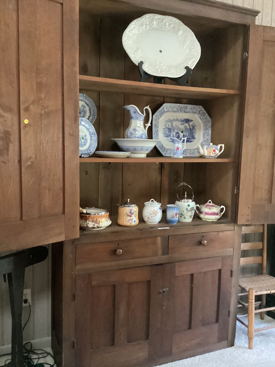 8’ x 4’ Cabinet
