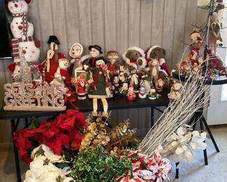 More Christmas w/ Artificial Flowers 