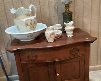 Antique Table w/ Lamp and 6 pc. Homer Laughlin Set