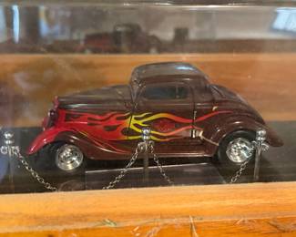 Harley-Davidson 1934 Ford Coupe Street Rod Bank Diecast Model
