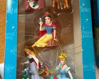 Enesco Disney Princesses Storybook Ornament Set