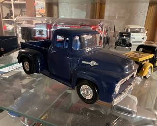 1956 Ford F-100 Diecast Model Truck