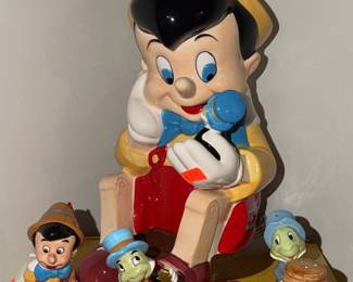 Disney Treasure Craft Pinocchio and Jiminy Cricket Cookie Jar Set