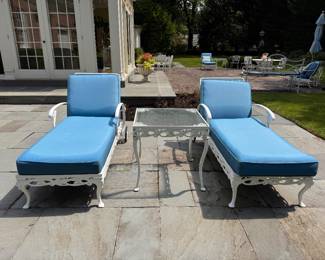 Smithsonian Collection of Mid-Century Iconic Brown Jordan Day Lily Chaise Loungers & Side Table. 