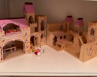 Melissa & Doug Folding Princess Castle. 