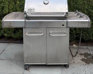 Weber Gas Grill. 