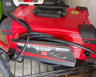 Azzungx New Start-255 Battery Charger