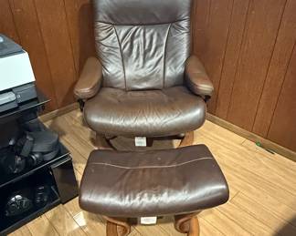 Ekornes Stressless Consul Recliner and Ottoman