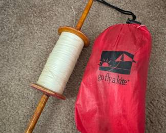 Go Fly a Kite Wooden Kite Spool and Bag