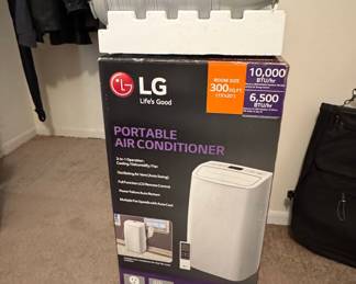 LG LP1018WNR Portable Air Conditioner