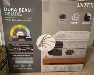 Intex Dura-Beam Deluxe Air Mattress