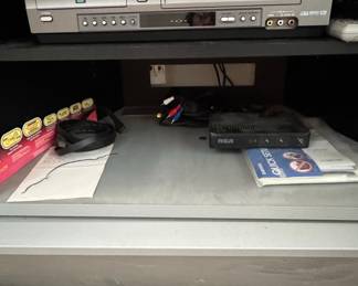 Samsung DVD-V3650 DVD/VCR Combo Player