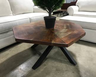 NEW COFFEE TABLE SET