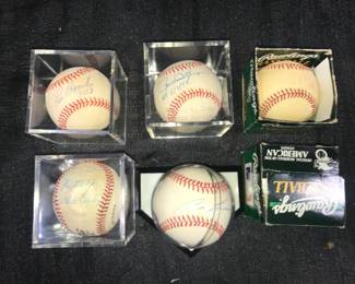 AUTOGRAPHED BASEBALL COLLECTION