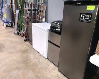 CHEST FREEZERS
