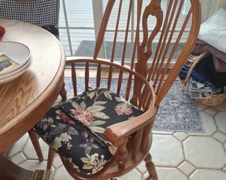 Windsor Oak Chairs with table
