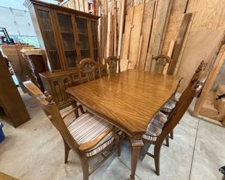 Thomasville Dining Set with 6 Chairs & matching China Cabinet & Hutch; Also includes table Inserts