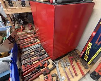 Various Pipe Fitter Tools including RIDGID & TOLEDO heavy duty pipe wrenches, pipe threading die heads, pipe cutters, ratchet handle & related tools & items Custom pipe fitter's rolling cabinet w/drawers PVC pipe & connectors Copper pipe connectors Various pipe fitting tools and supplies