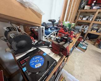 Workshop Power & Cordless Tools, Workbench Vice(s), etc. 